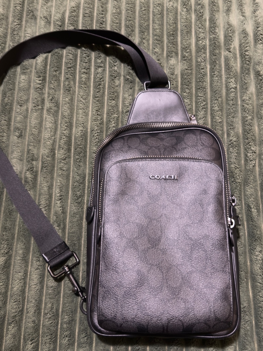Coach Men's Black Signature Crossbody Sling Bag